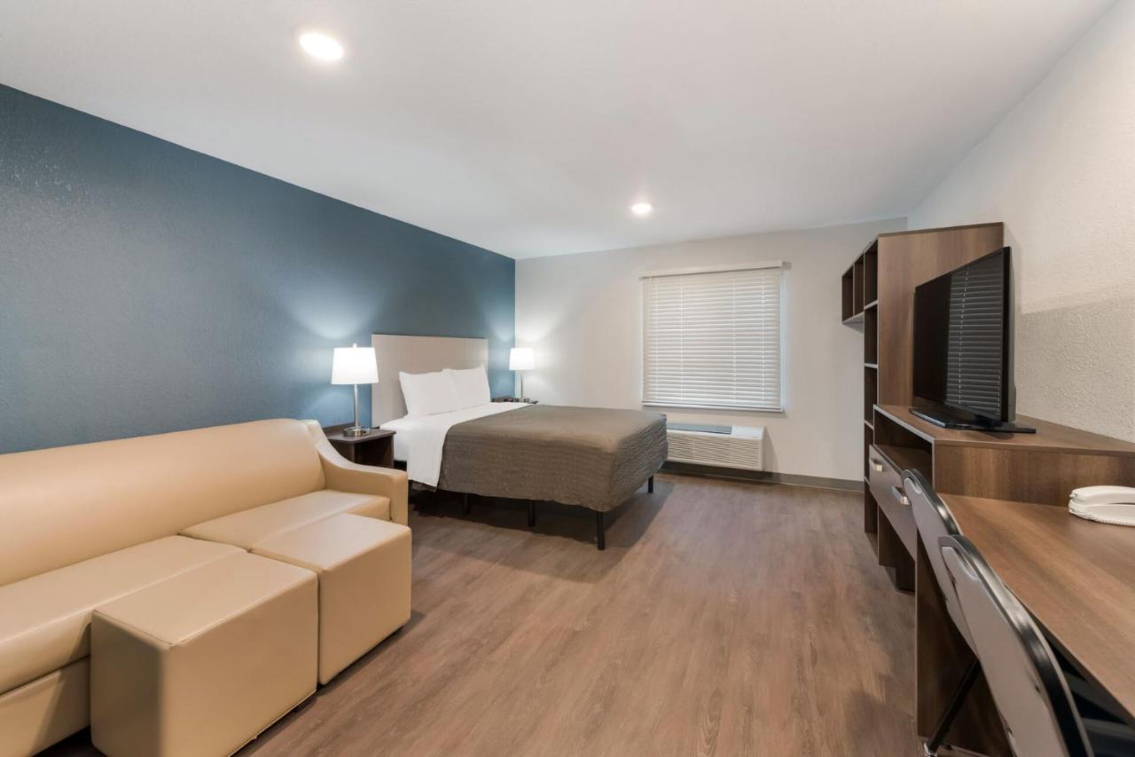 Woodspring Suites Dayton North Exterior photo